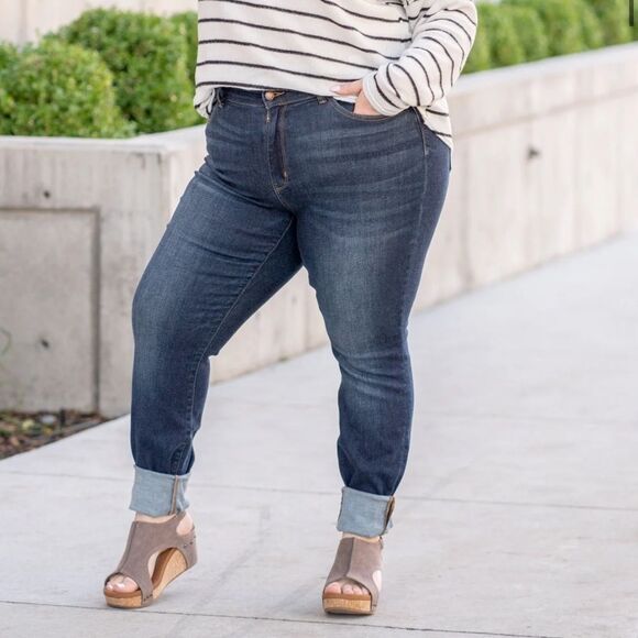JUDY BLUE RUSTIC CHARM CLASSIC LONG INSEAM SKINNY PLUS SIZE 14W DARK BLUE NWT - Picture 1 of 5